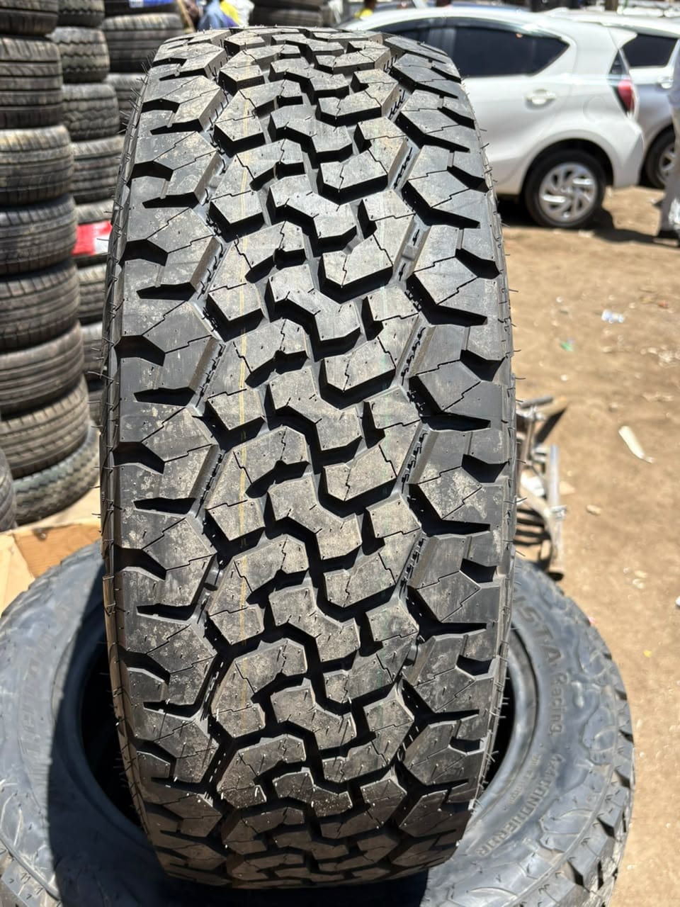 yusta 255/55 r20 lt 8pr yusta 255/55 r20 lt 8pr
